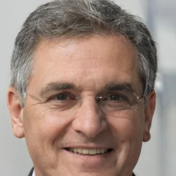 Héctor Villanueva Ros